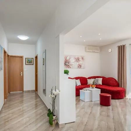FBA Family Beach Apartments Omiš Exterior foto