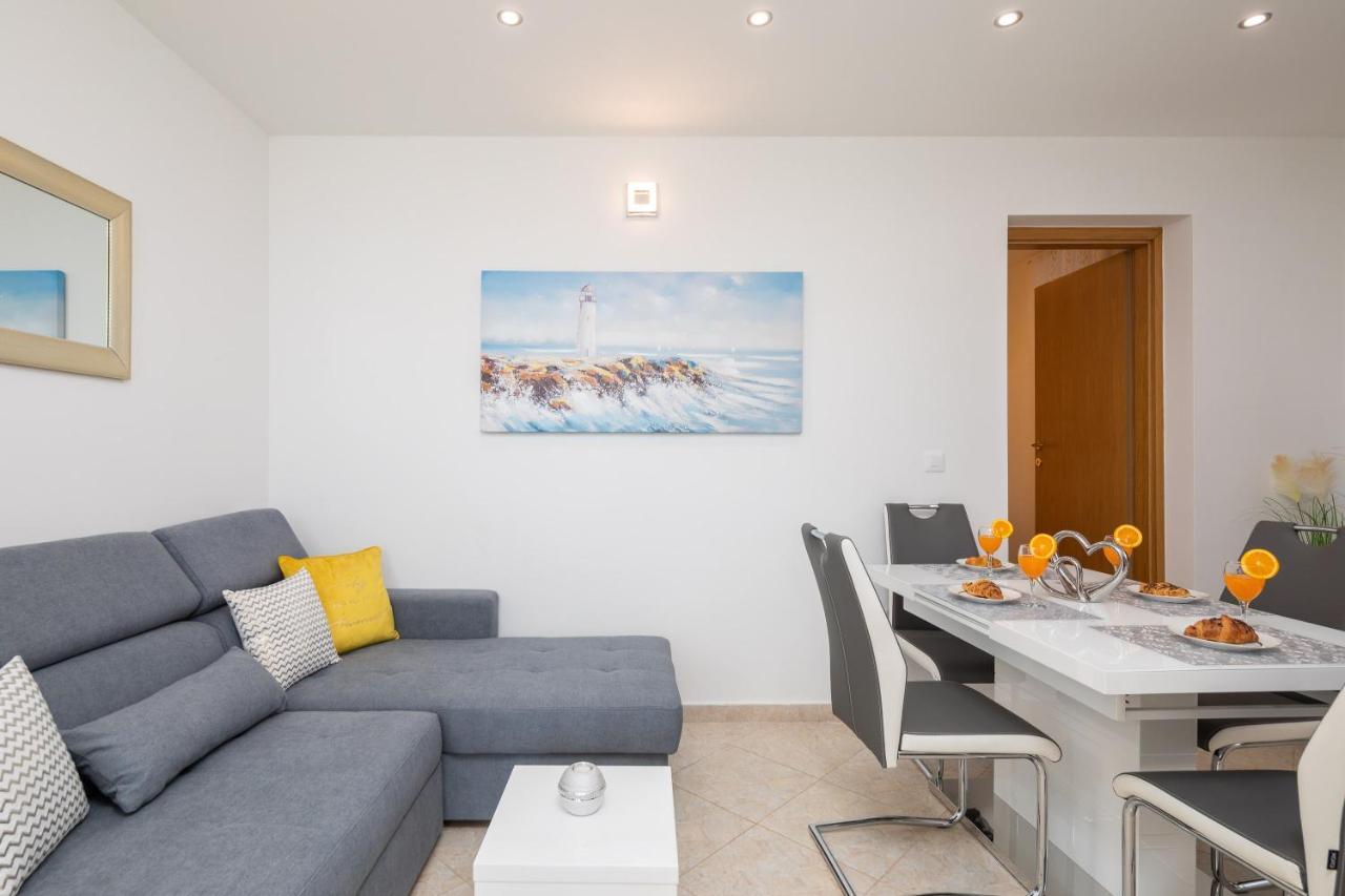 Fba Family Apartment Omis